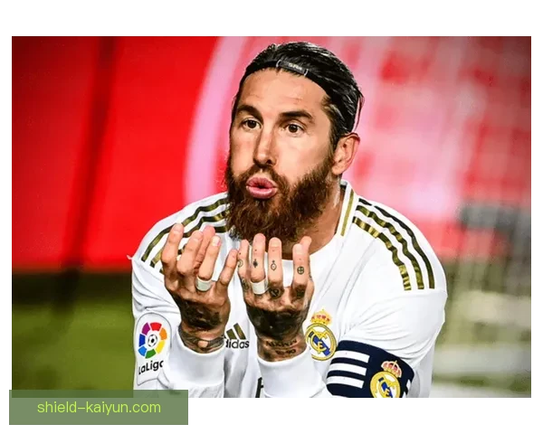 库尔图瓦与鲁迪格表现稳健，默契配合助球队稳定防线