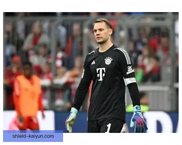 诺伊尔国家队表现稳健，依旧是球队后防线的坚实堡垒