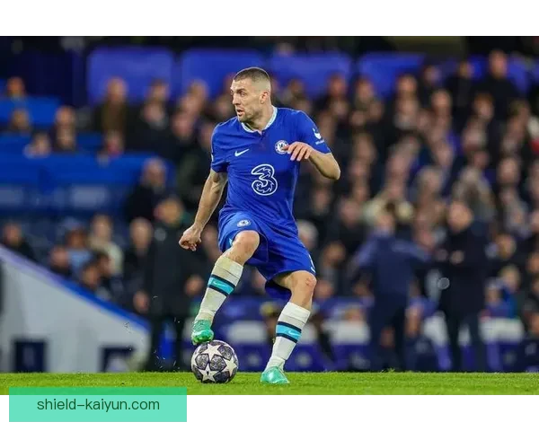 科瓦契奇赛季状态持续提升，展现出在中场的稳定表现与组织能力。